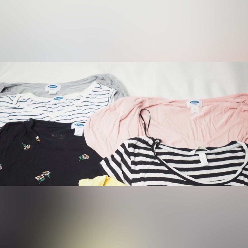 5 Maternity and Breast Feeding Tops, Tanks, Short Sleeve and Long Sleeve